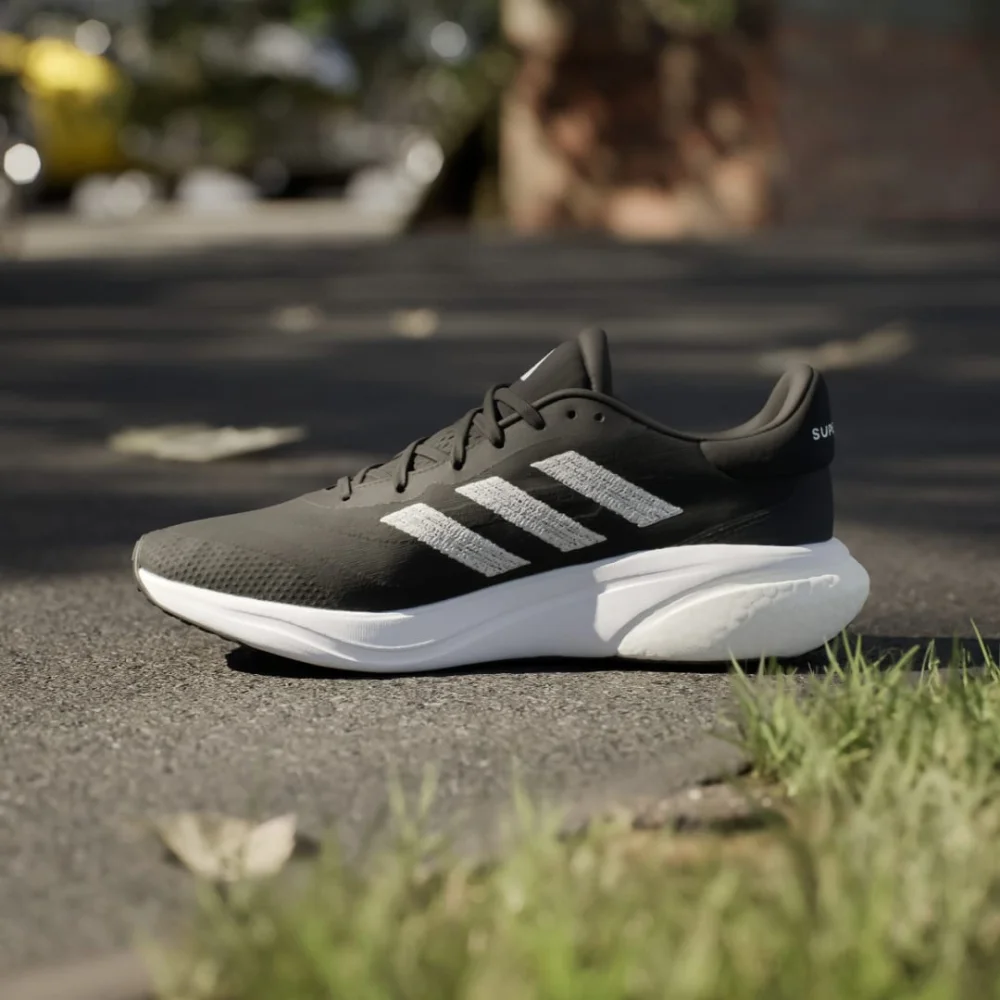 adidas Supernova 3 IE4367 / schwarz