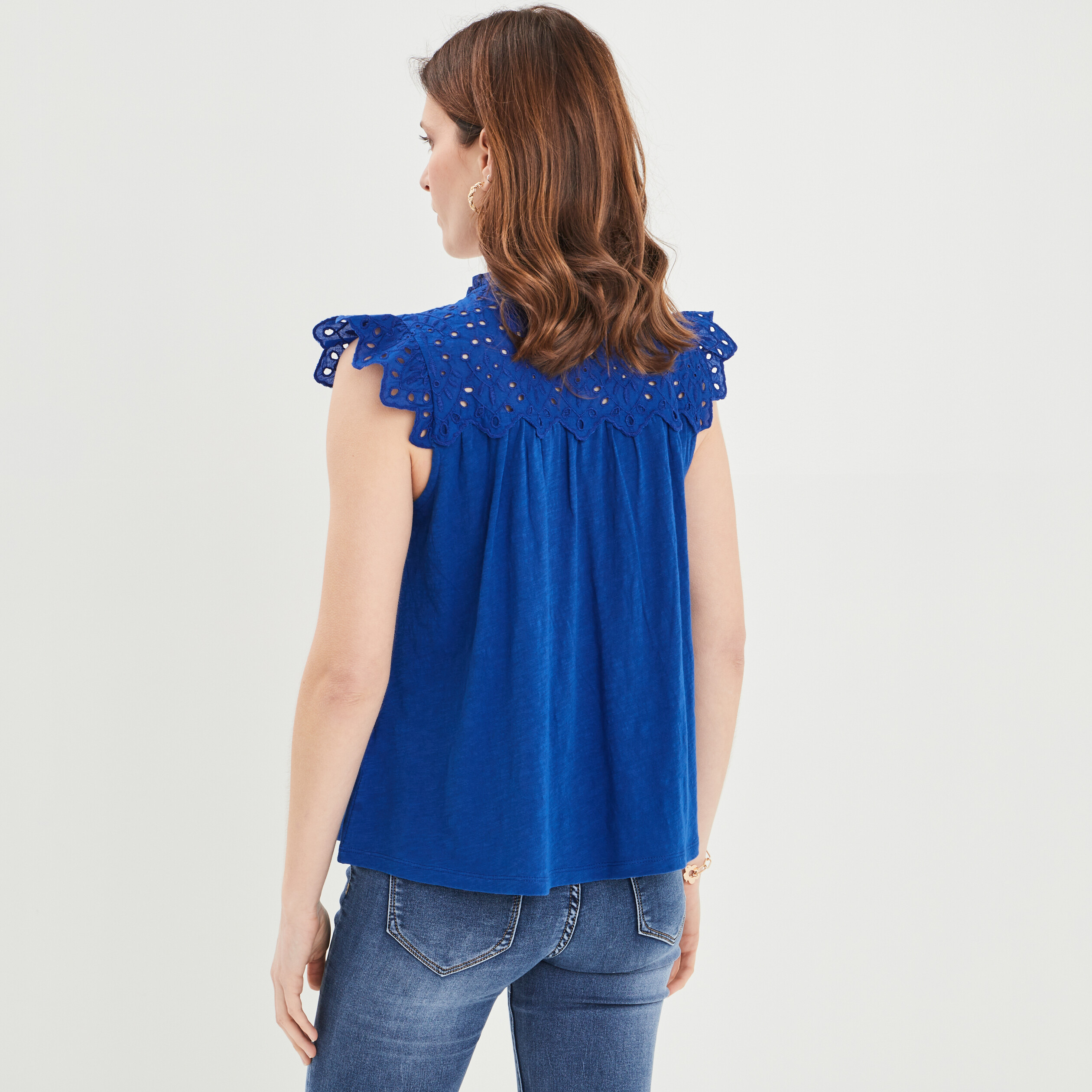 T-shirt broderie anglaise et cordons bleu electrique femme | La Halle