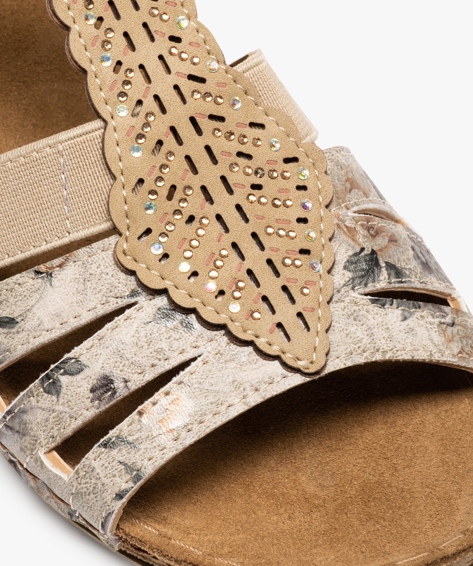 Sandales femme confort compensées à brides élastiques beige | GEMO