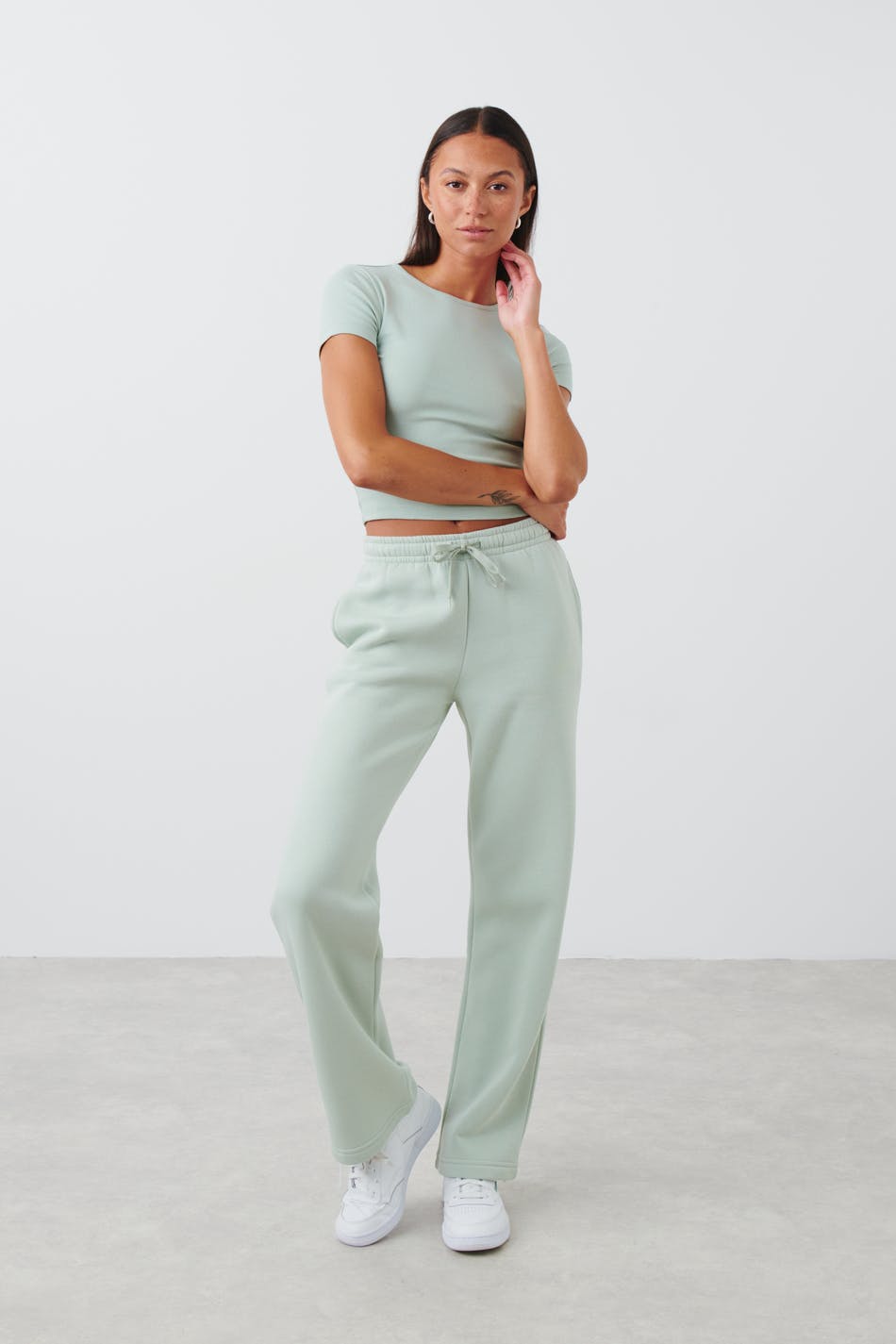 Basic straight sweatpants