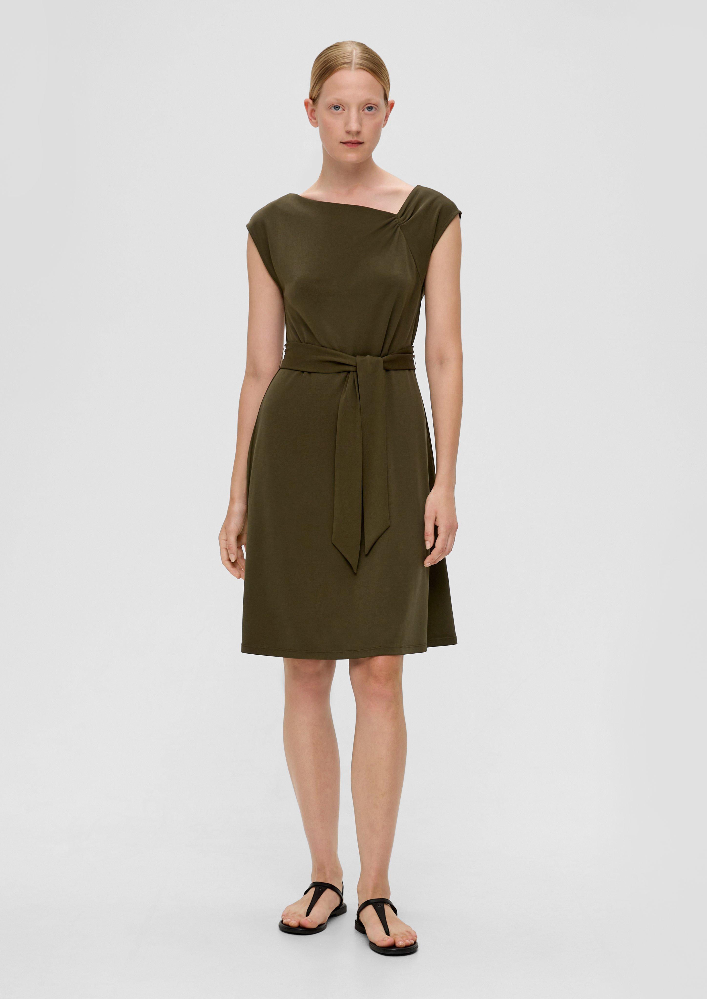 Kurzes Kleid mit Knoten-Detail  2137639-7970