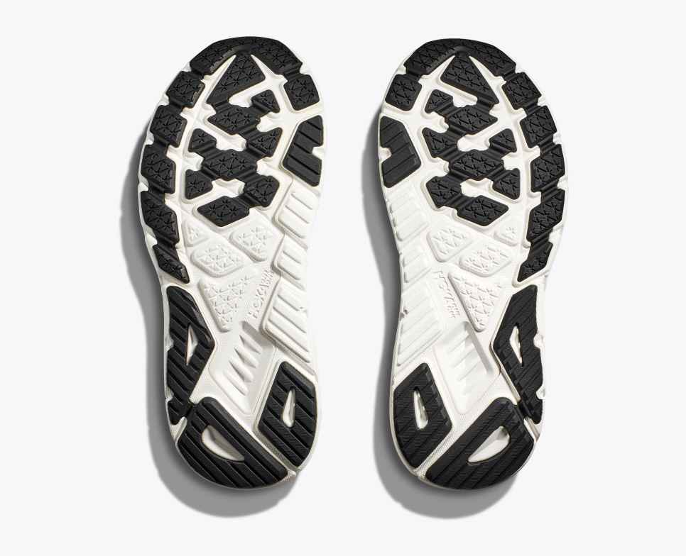 Arahi 7 Black/White