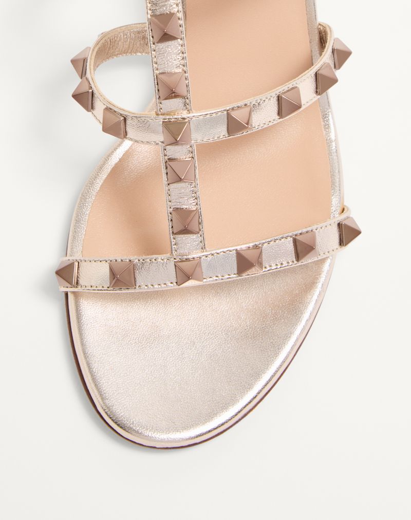 Sandália Rockstud Slider em couro de bezerro metalizado 60mm