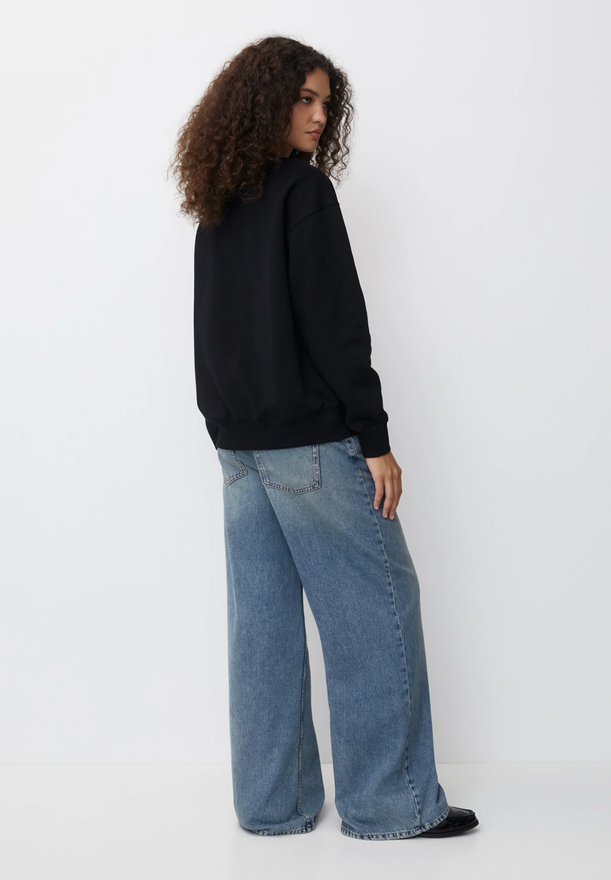 Sudadera PULL&BEAR BORDADA