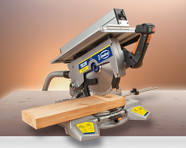 Sierra ingletadora Virutex 3300400 TM33W con mesa superior de 300 mm.