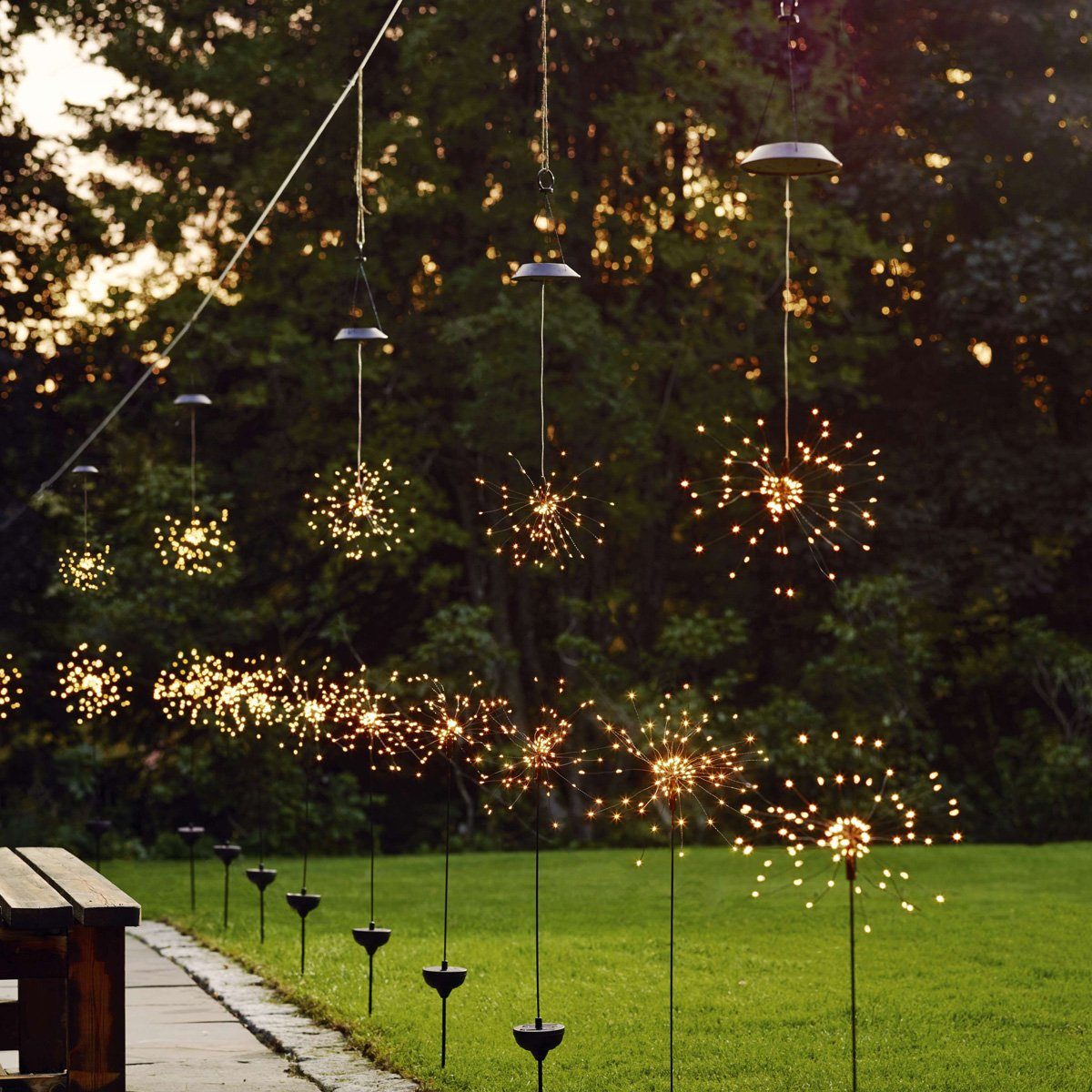 MARELIDA LED Solarleuchte LED Solar Gartendeko FEUERWERK 90 warmweiße LED 26cm Sensor hängend, LED Classic, warmweiß (2100K bis 3000K)