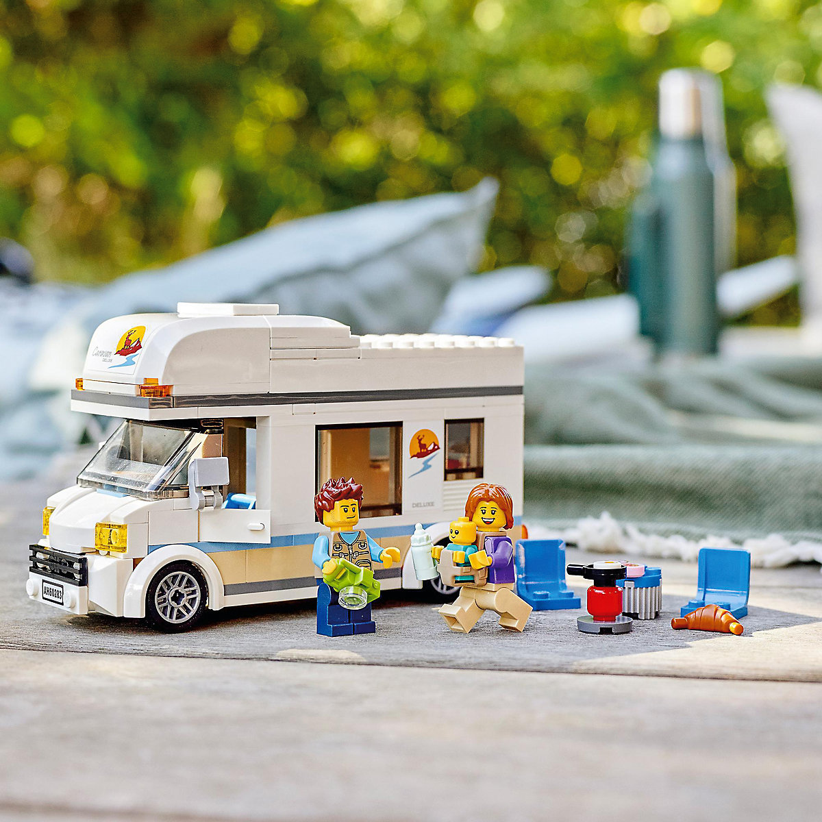 LEGO® City 60283 Ferien-Wohnmobil