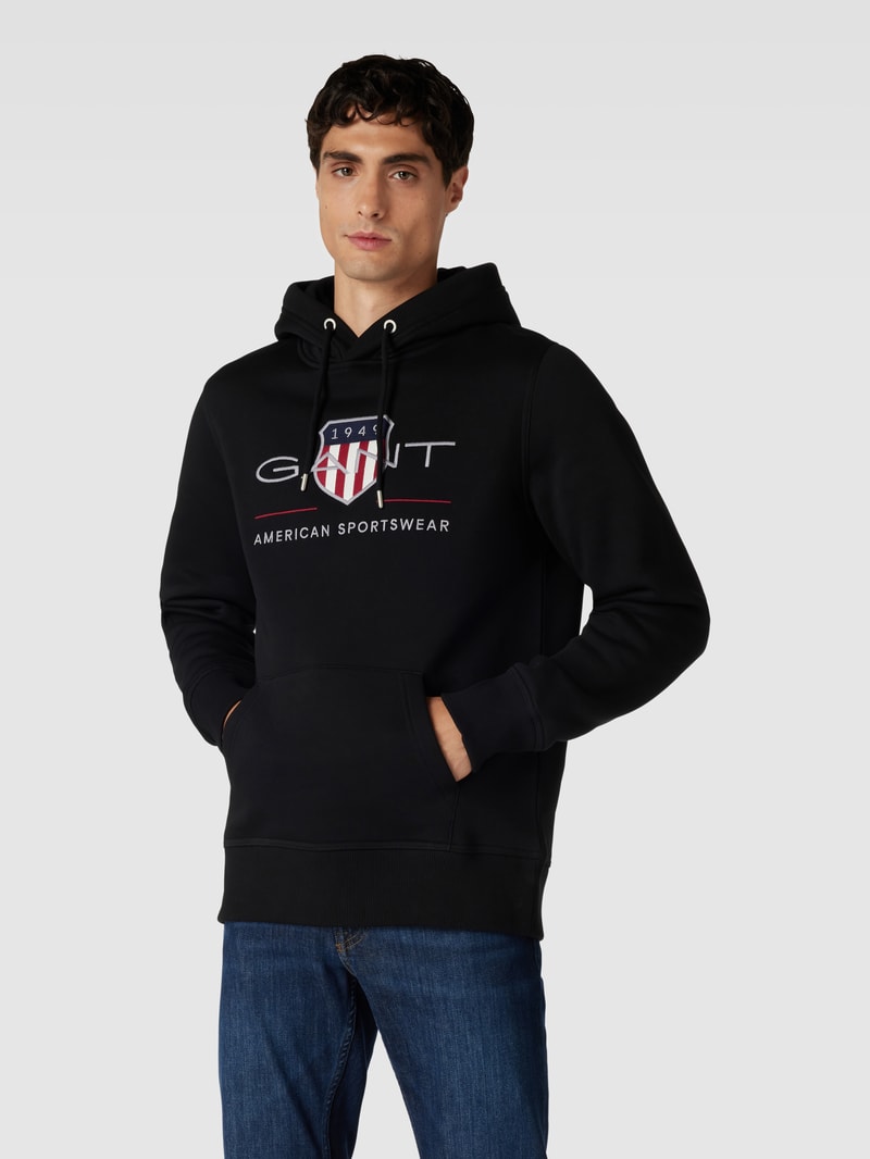 Hoodie mit Label-Stitching Modell 'ARCHIVE SHIELD' in schwarz