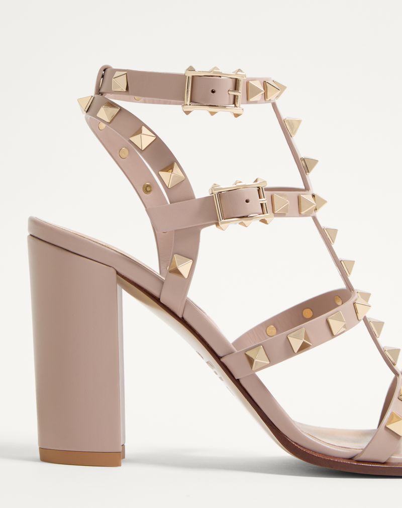 Sandália Rockstud com tiras de 90 mm
