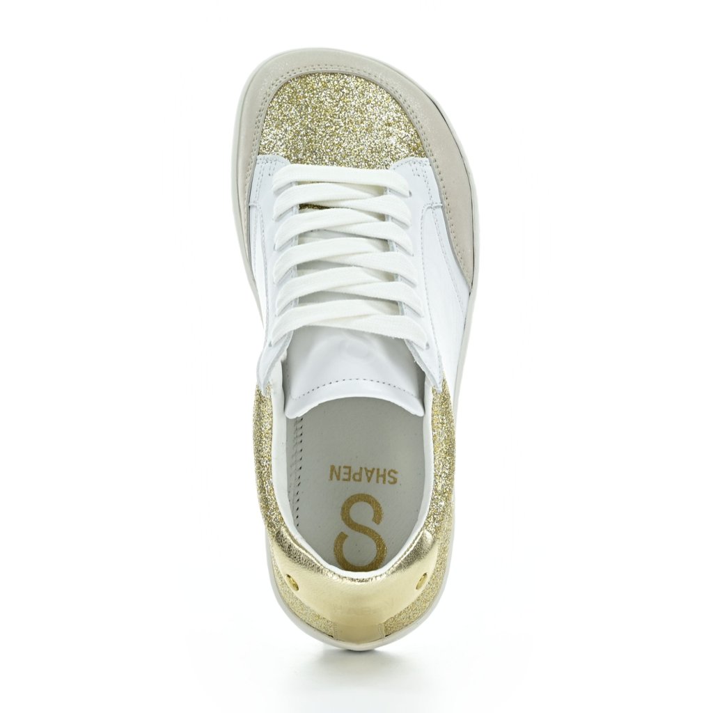 Shapen Charm Light Gold Leather Barfuß-Halbschuhe