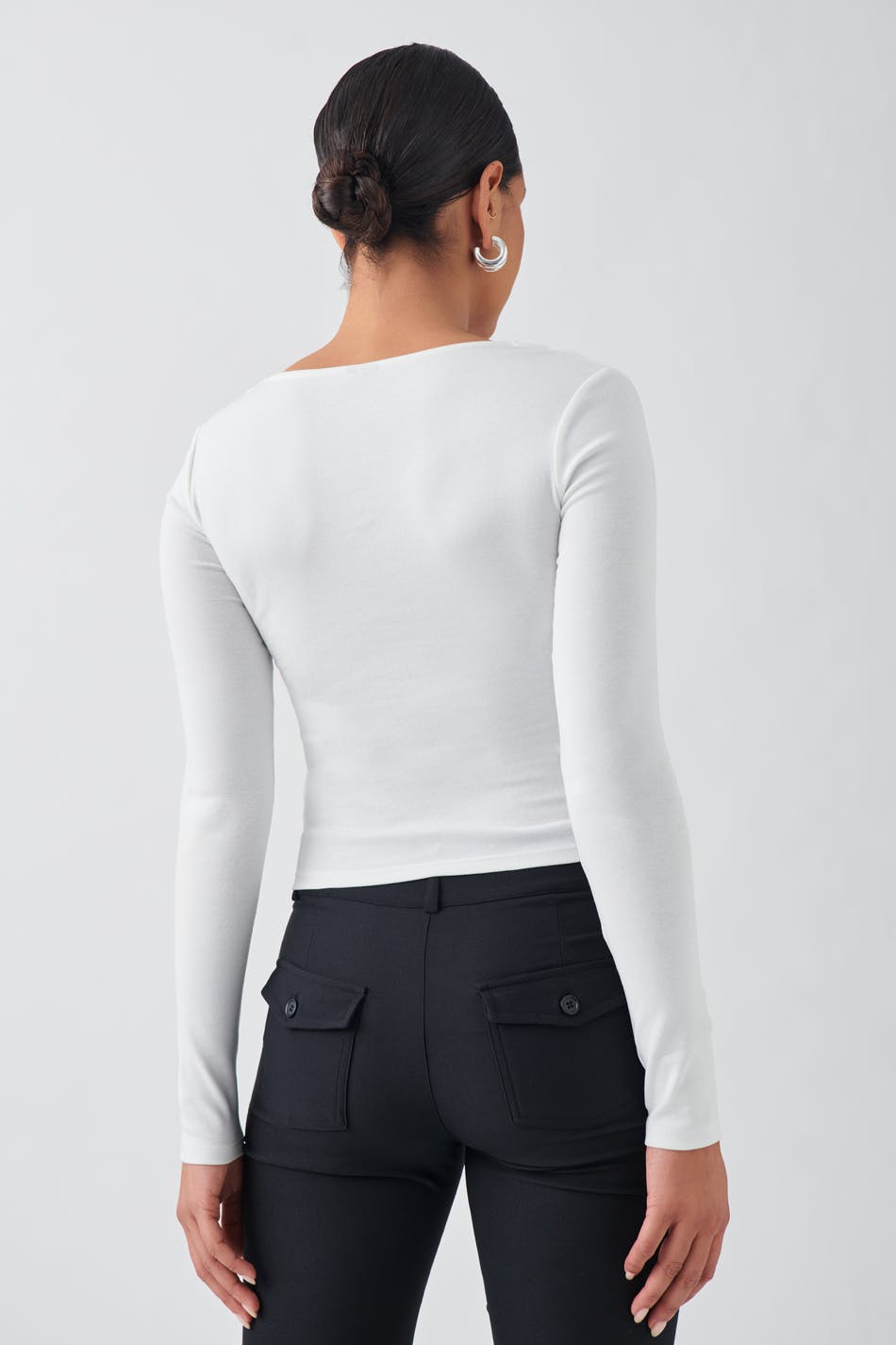 Long sleeve v-neck top