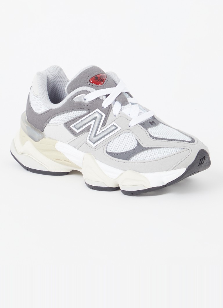 Teniși New Balance 9060 cu detalii din plasă