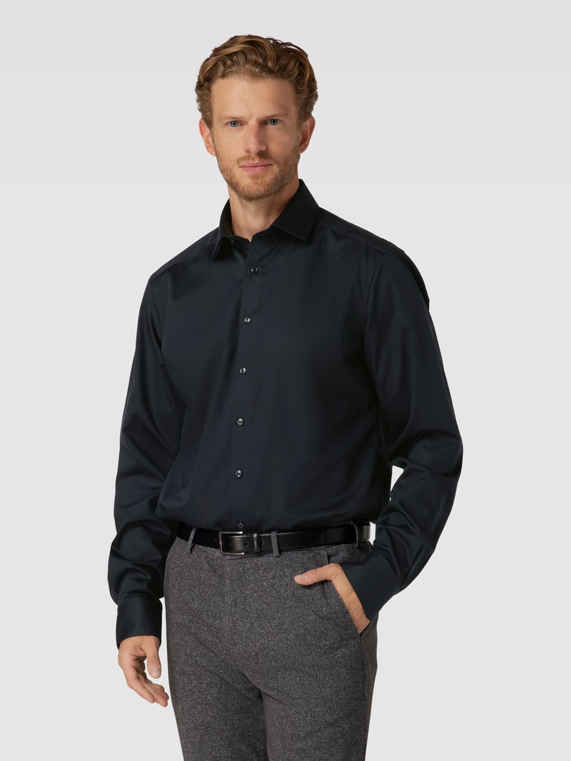 Modern Fit Business-Hemd mit Kentkragen Modell 'Global' in schwarz