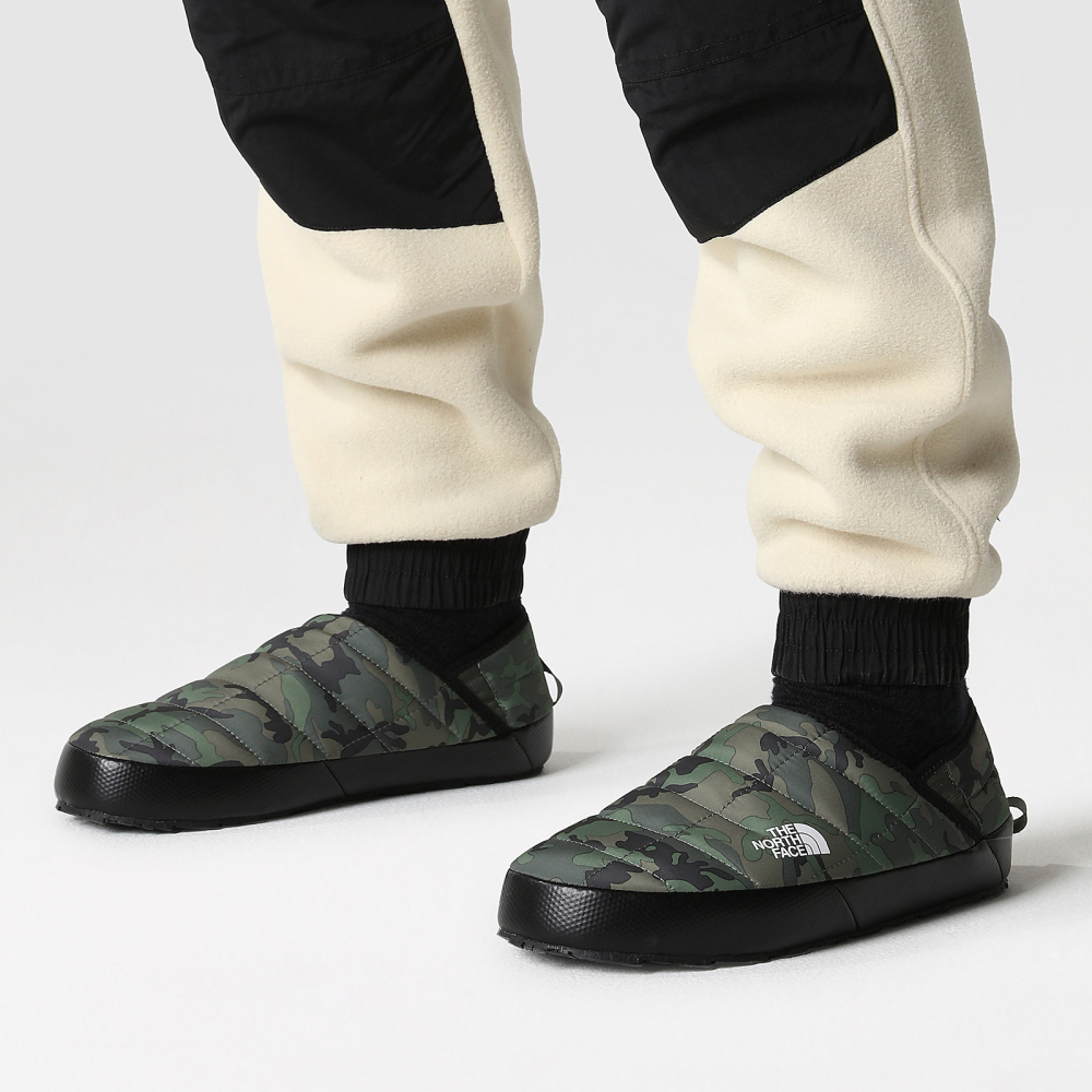 The North Face Thermoball Traction Mule V NF0A3UZN33U / grün