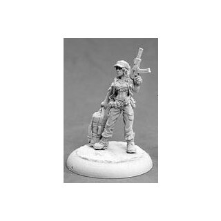Evie, Post Apocalyptic Heroine (REA50283)