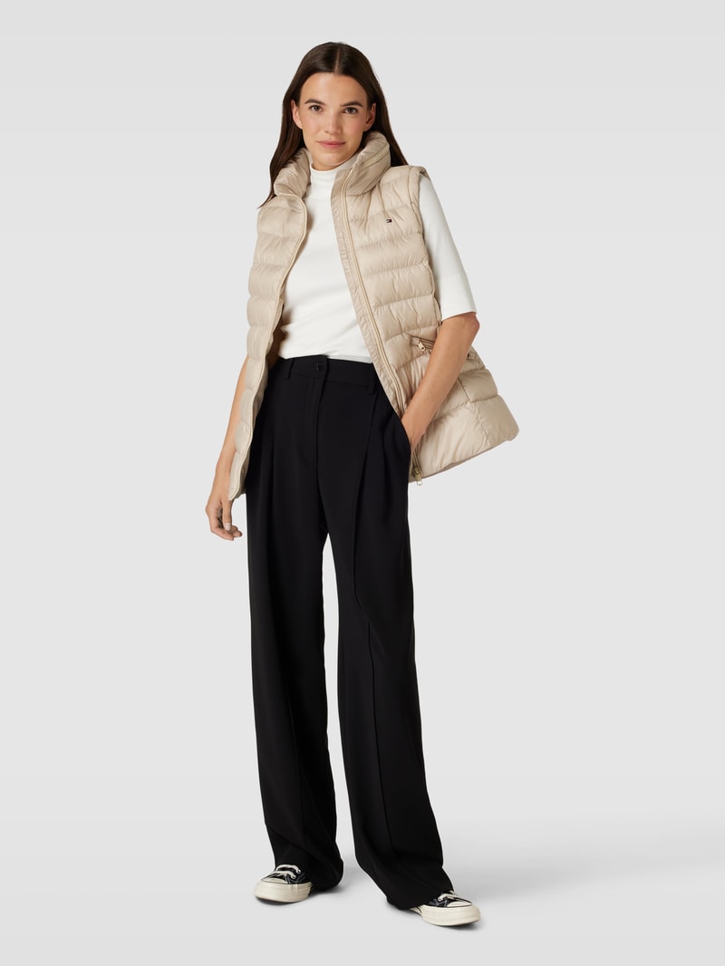 Steppweste mit Label-Stitching in beige