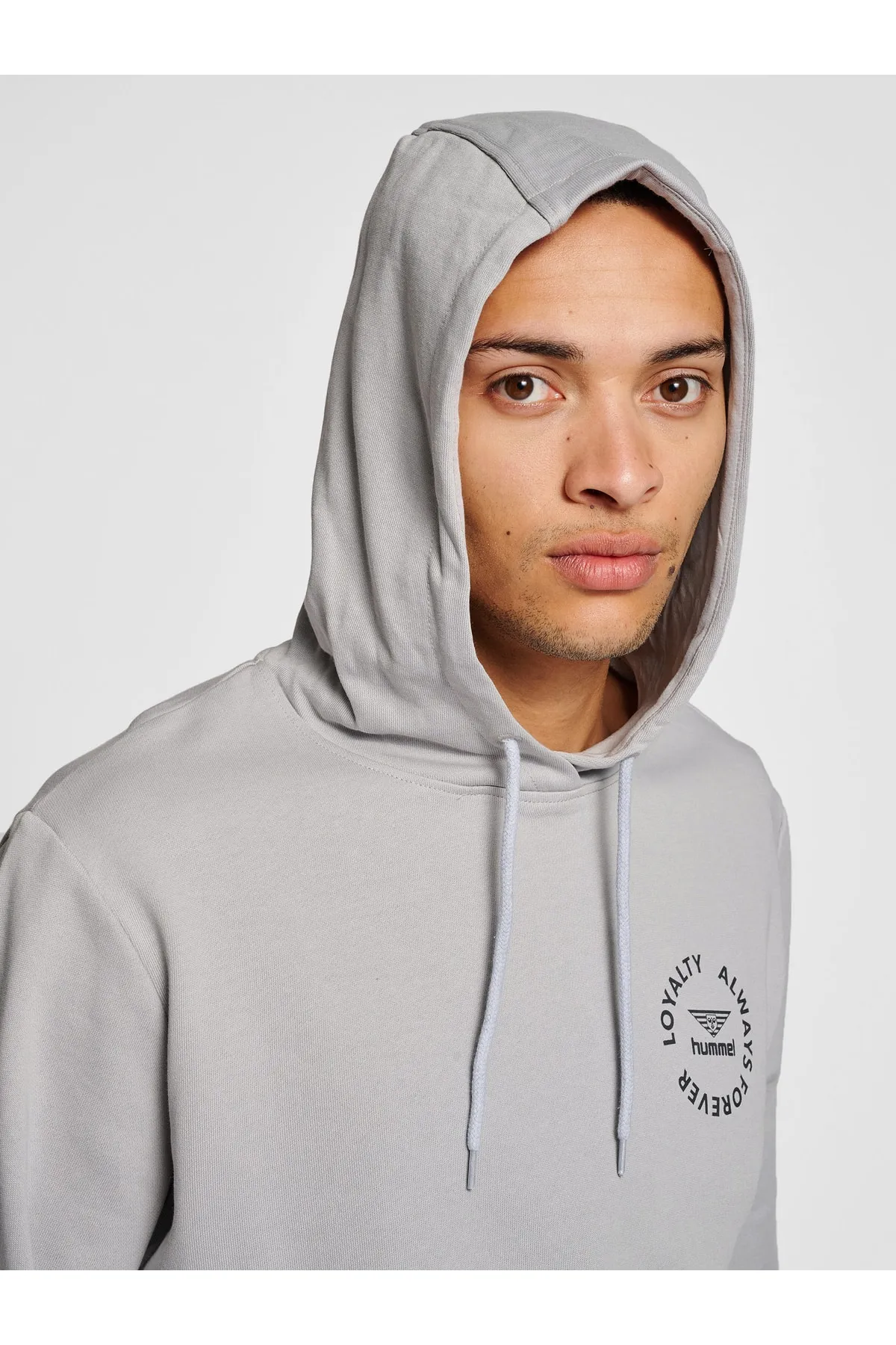 hummel  Sweatshirt - Grau - Regular Fit