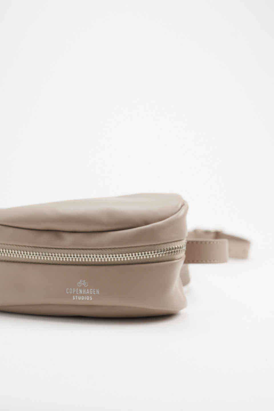 CPH BAG 31 soft vitello light stone