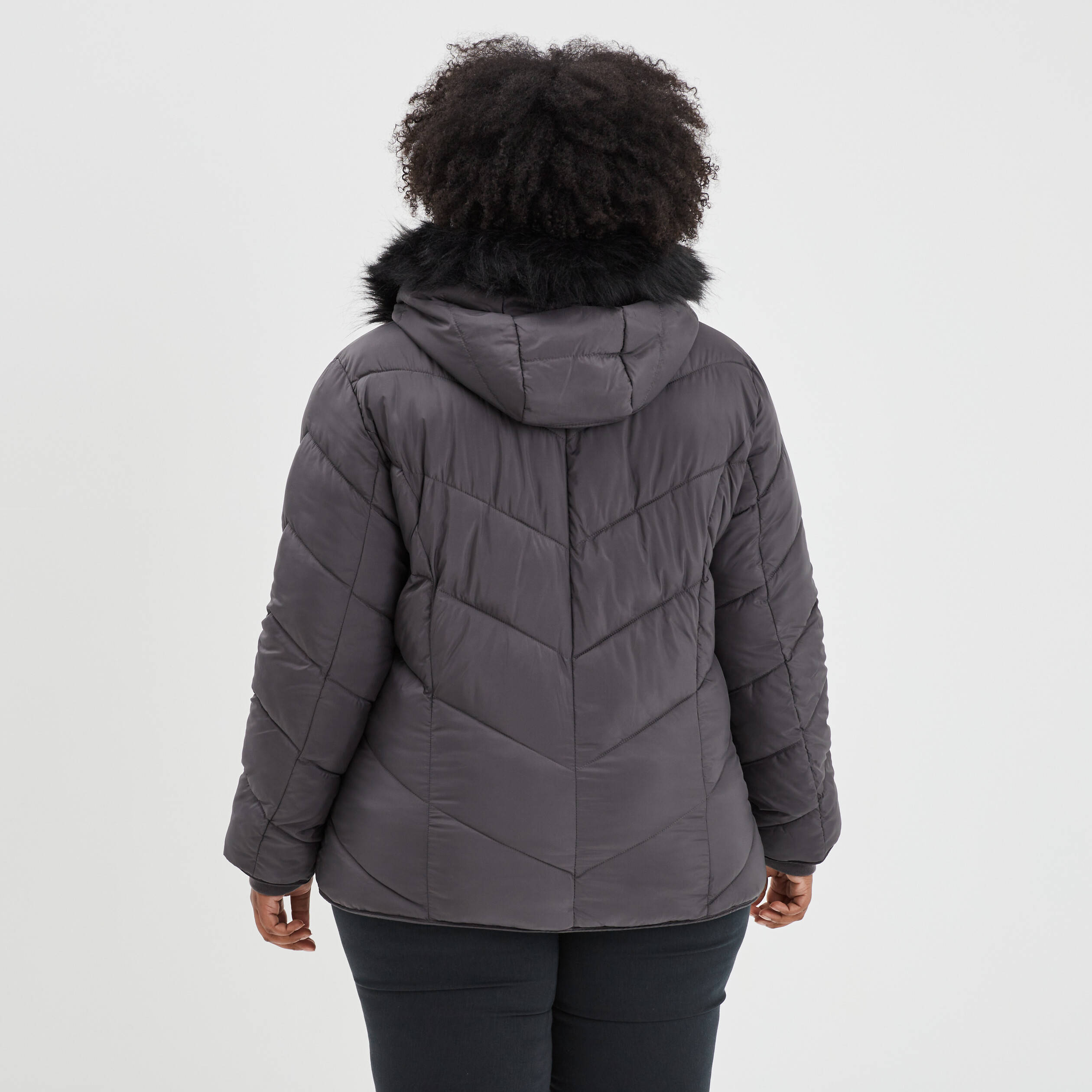 Doudoune courte à capuche fourrure gris foncé femme grande taille | La Halle