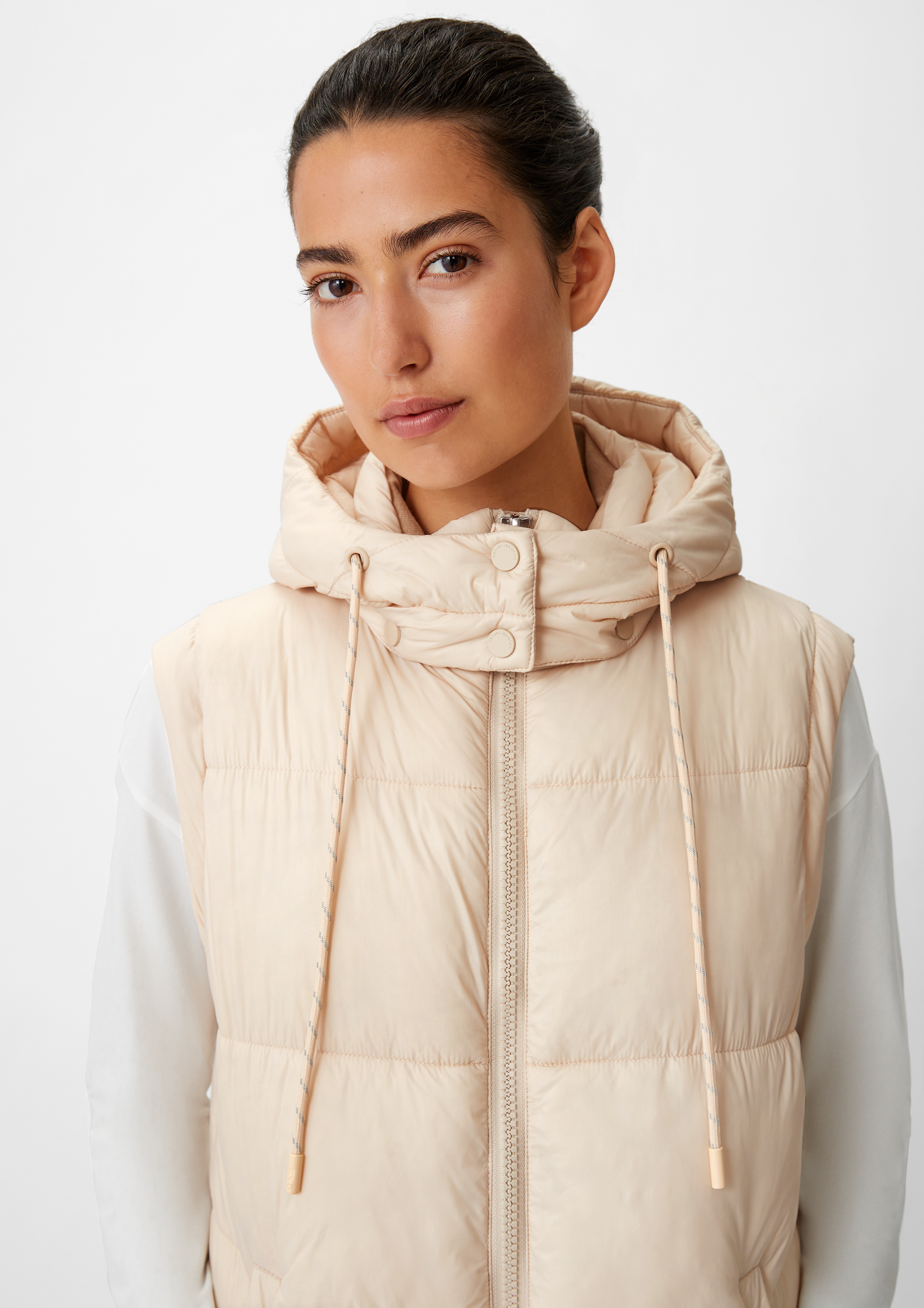 Steppweste mit abnehmbarer Kapuze - beige