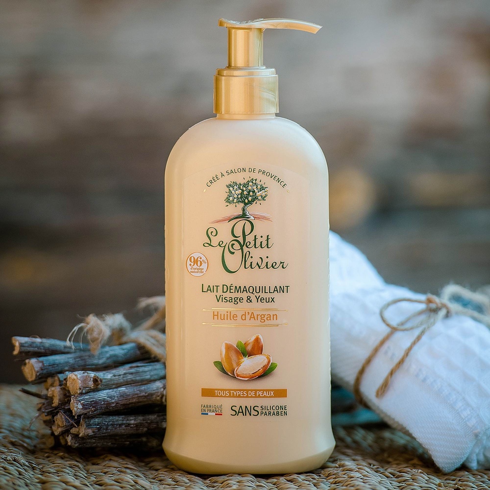 le petit olivier Lait Démaquillant Visage & Yeux Huile d'Argan Lait Démaquillant - Tous Types de Peaux