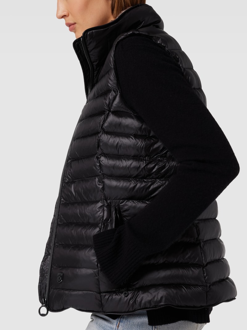 Steppweste mit Label-Detail Modell 'ITALY' in schwarz