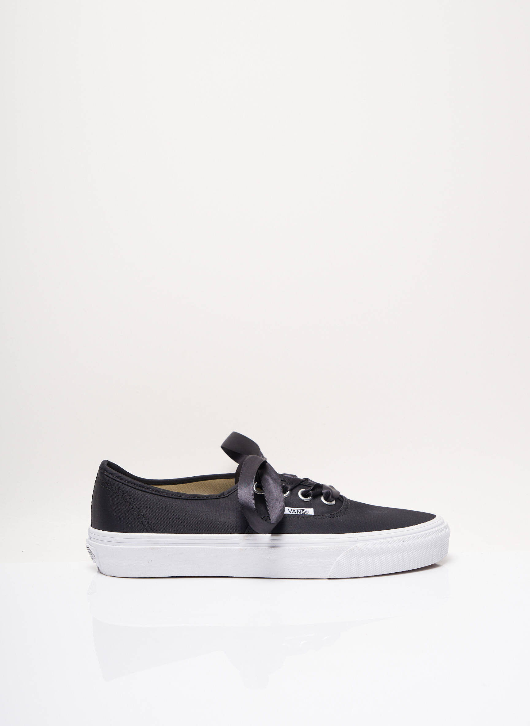 Vans Baskets Femme couleur noir