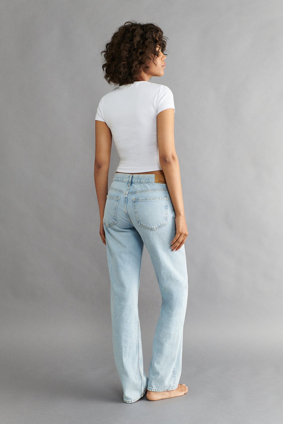 Low straight jeans