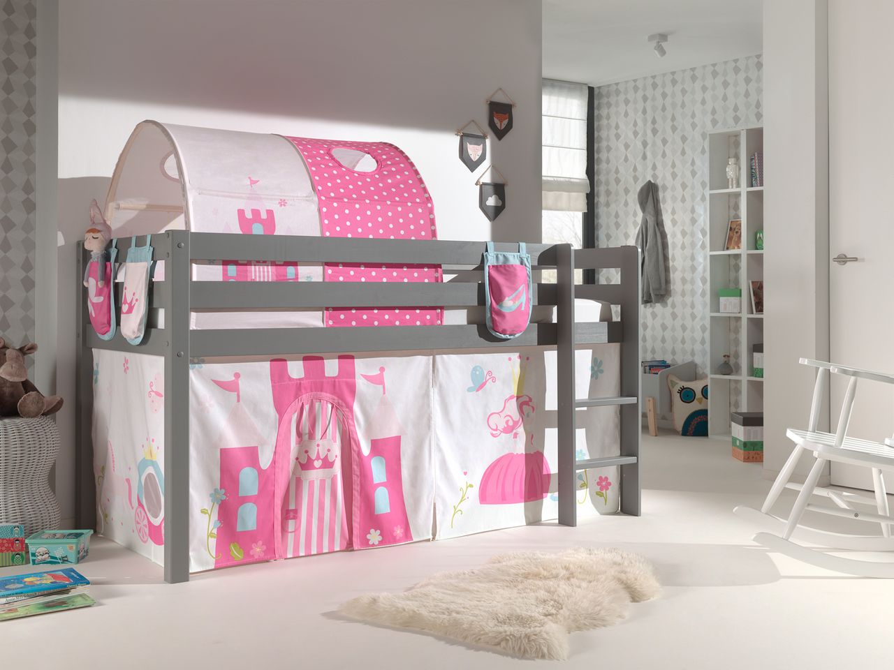 VIPACK Spielbett Pino mit Textilset Vorhang, Tunnel und 3 Taschen 