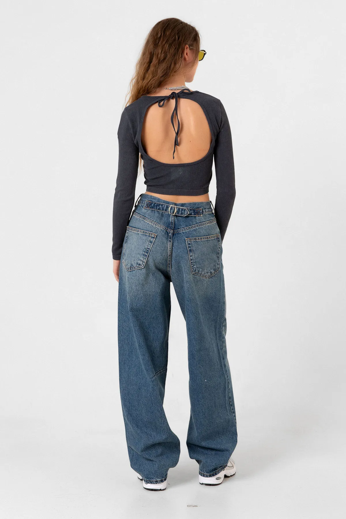 Maule  Schnalle im Detail, lockerer Schnitt, weites Bein, bequeme Baggy-Jeans, lockere Damenhose @milano
