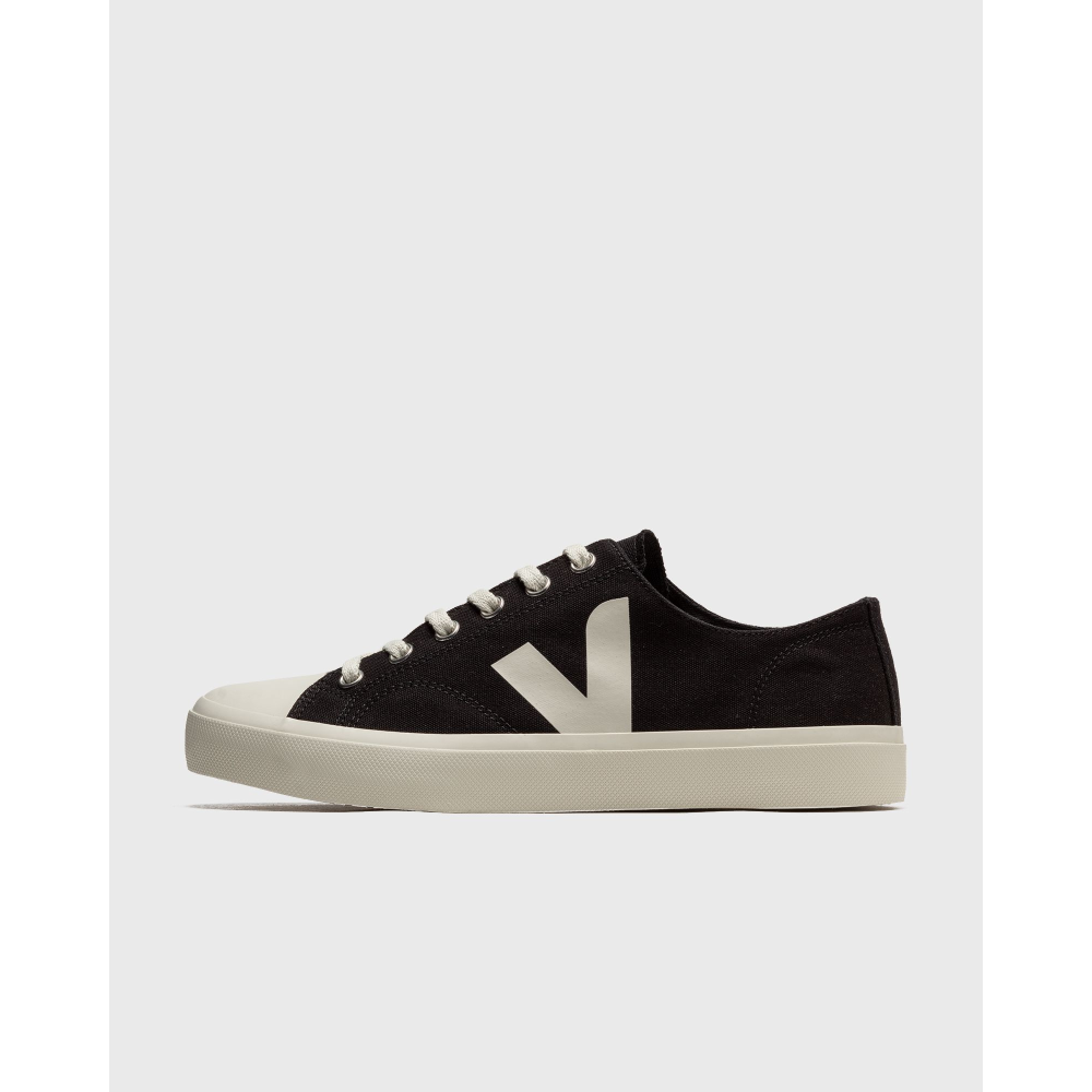 VEJA Wata II Low PL0101397B / schwarz