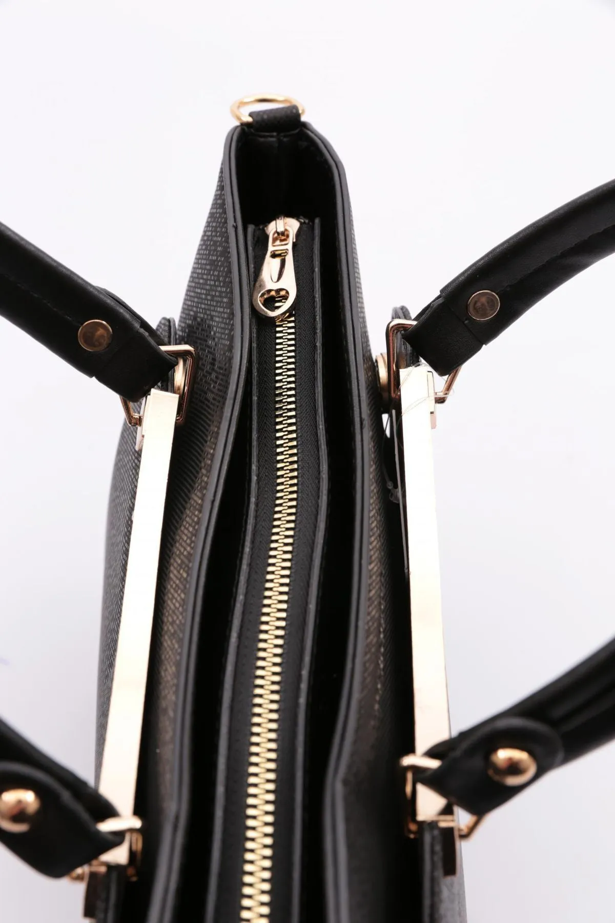 DGN  Modell 3260 - Schwarze Schulter- und Handtasche mit Mosaikmuster für Damen