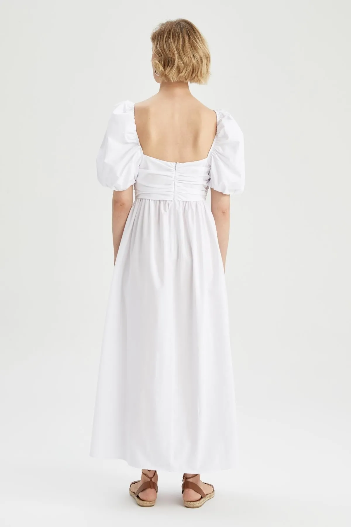 DeFacto  A-Linien-Popeline-Maxikleid mit quadratischem Ausschnitt und kurzen Ballonärmeln