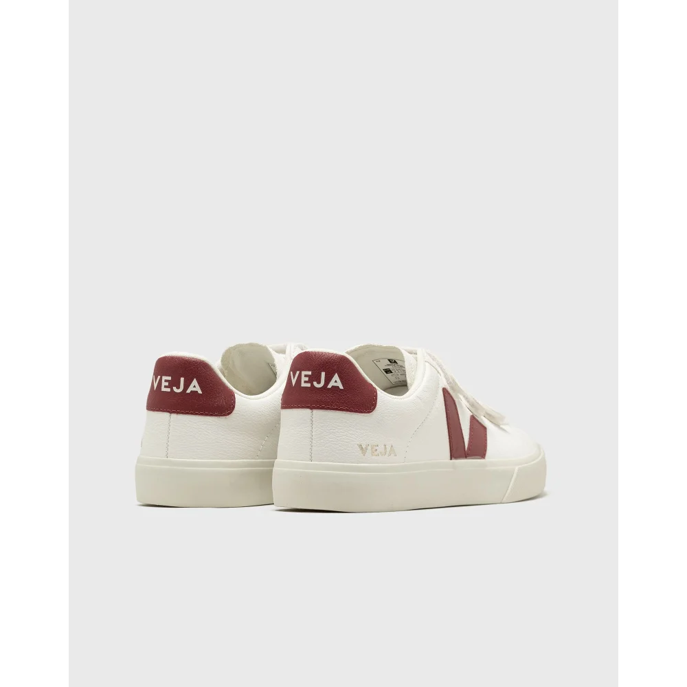 VEJA Recife Logo RC0502637A / weiss