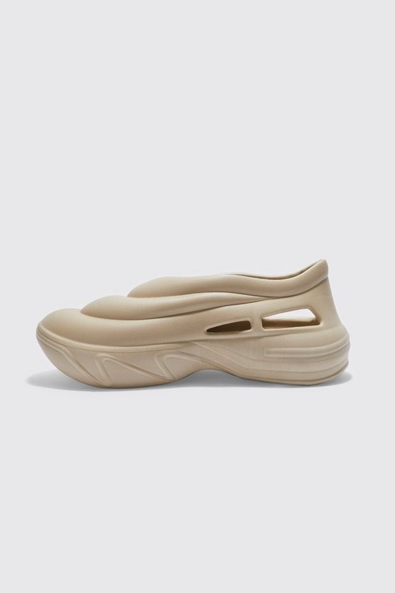 Geformte Laufschuhe