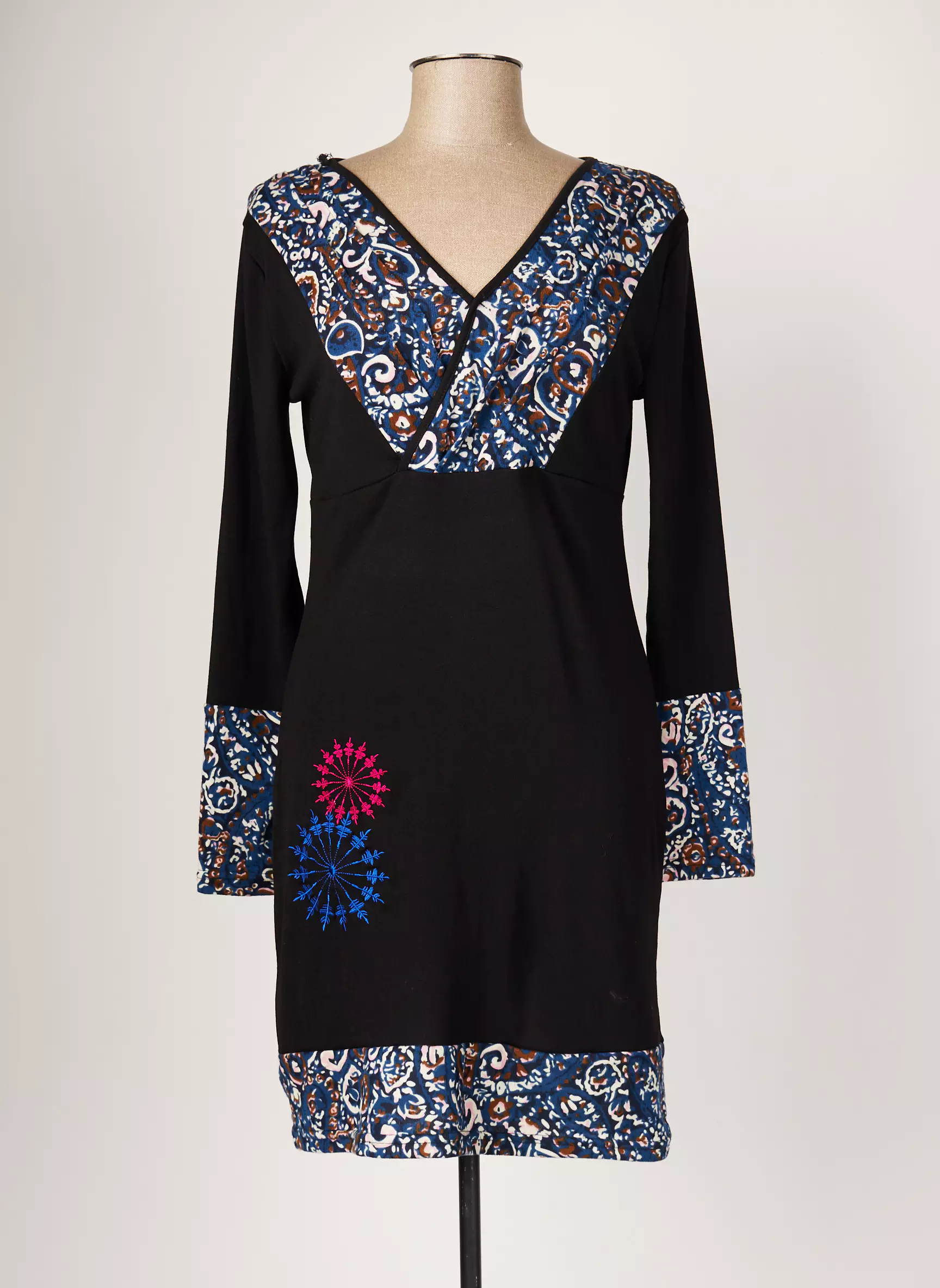 Bamboo S Robes Courtes Femme couleur noir