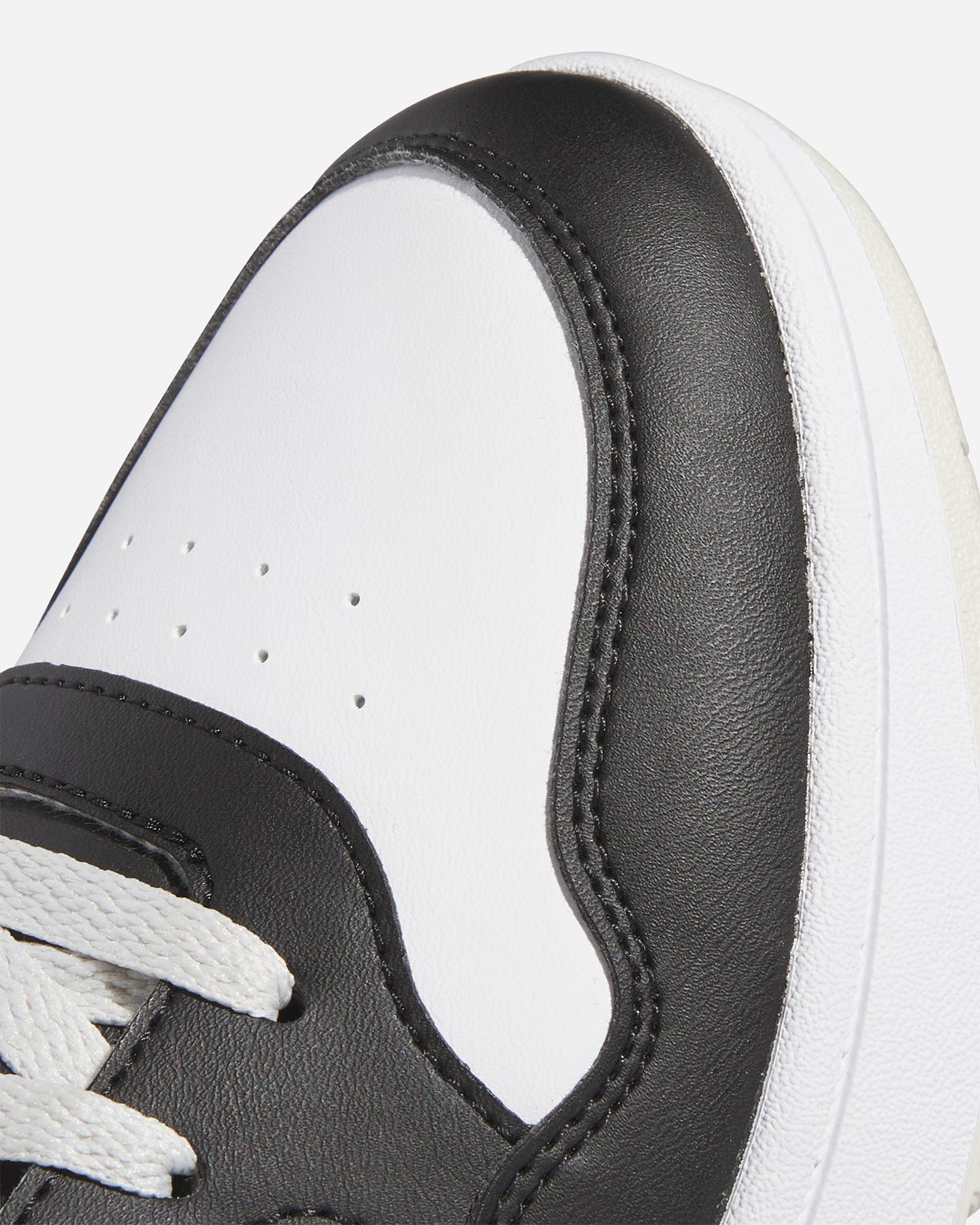 Tenisky Adidas Core Hoops 3.0 Mid M IH0157