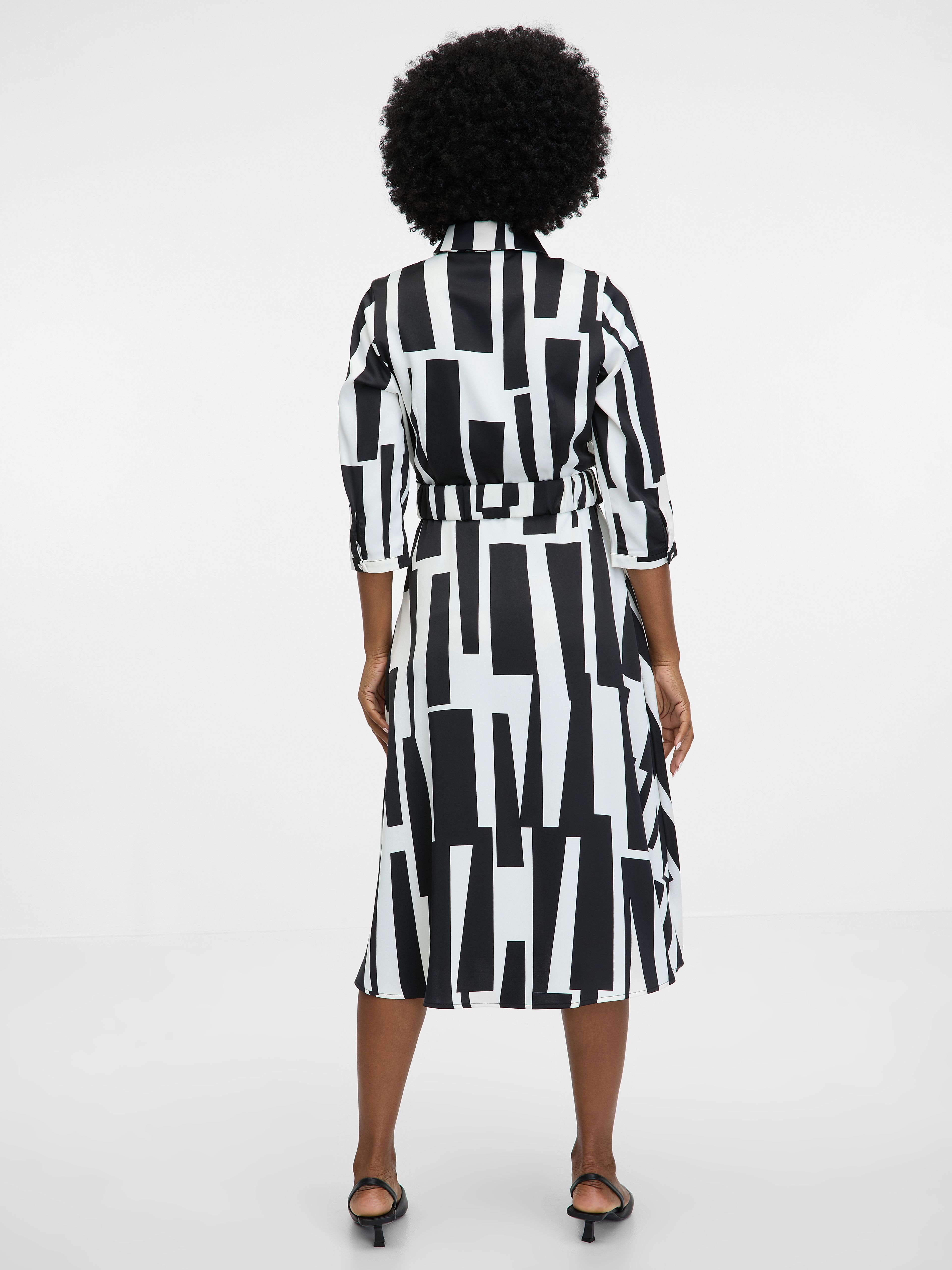 Schwarzes gemustertes knielanges Damenkleid ORSAY