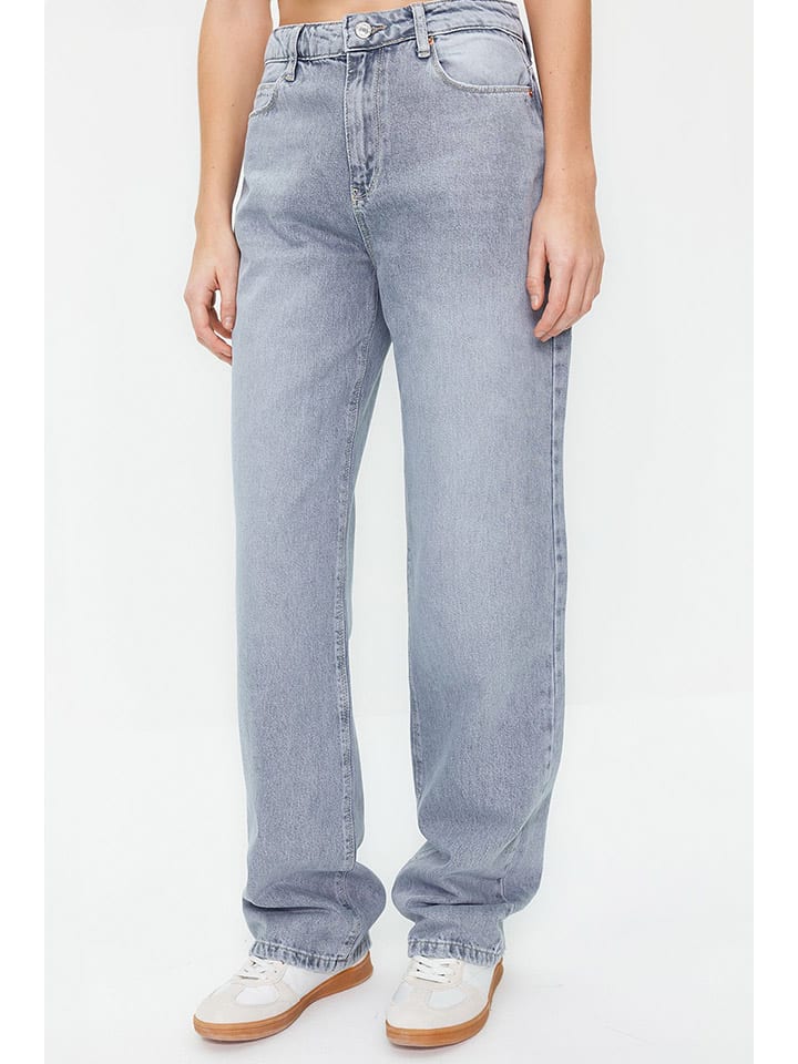 trendyol Jeans - Mom fit - in Hellblau günstig kaufen
