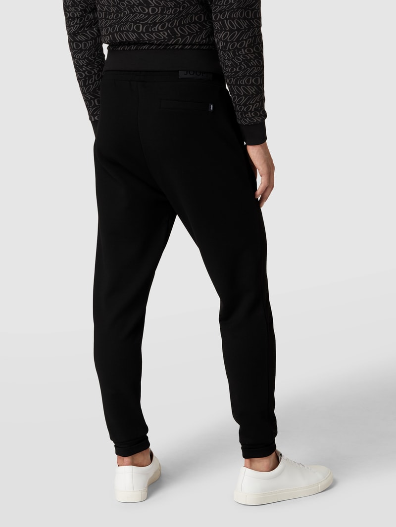 Sweatpants mit Label-Detail in schwarz