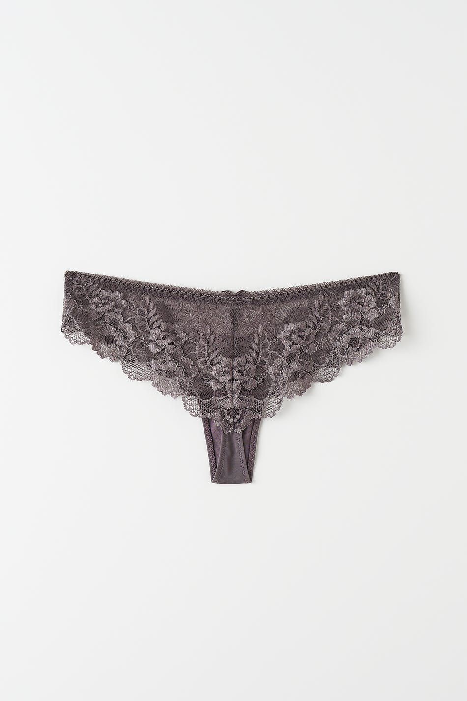 Lace string