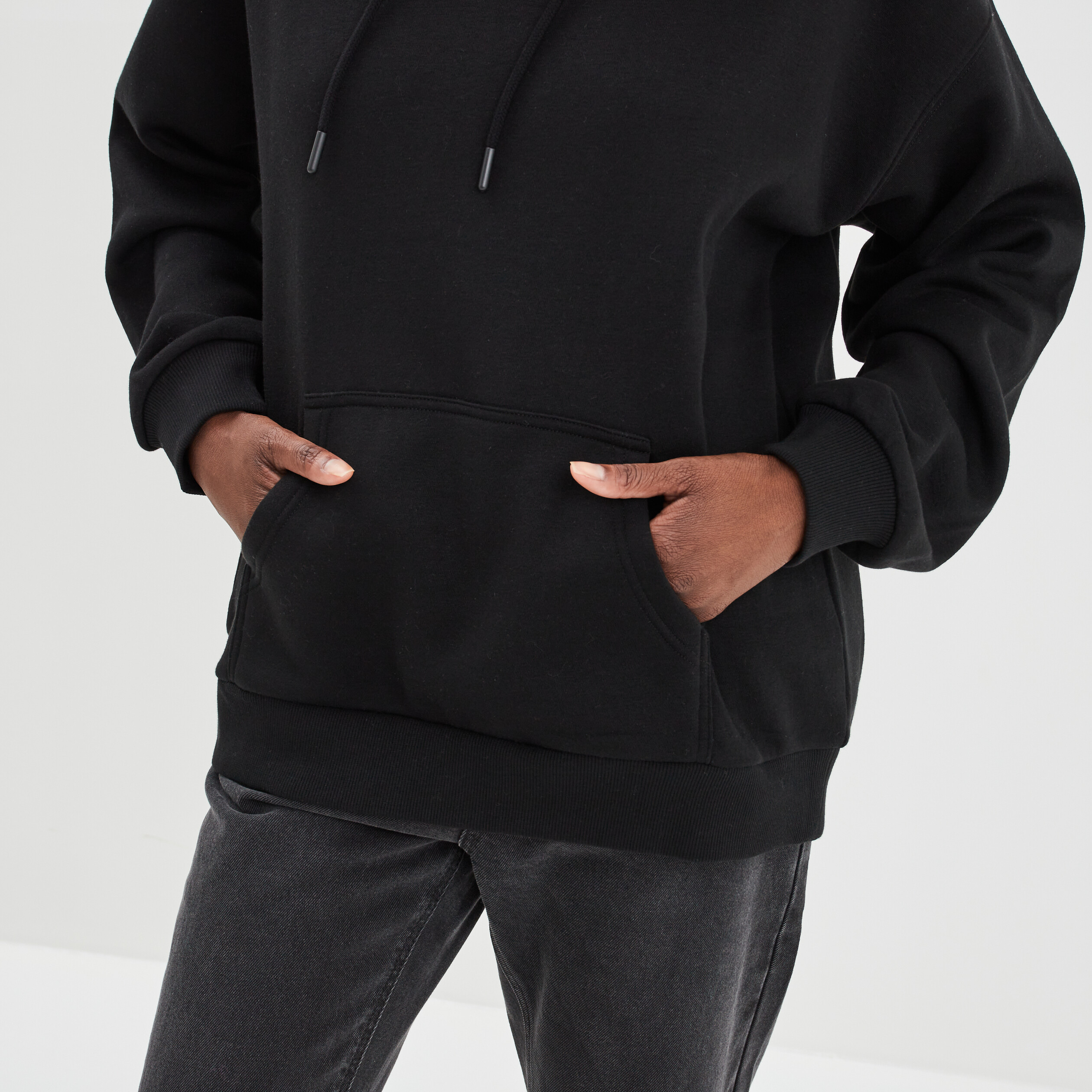 Sweat molleton à capuche hoodie noir femme | La Halle