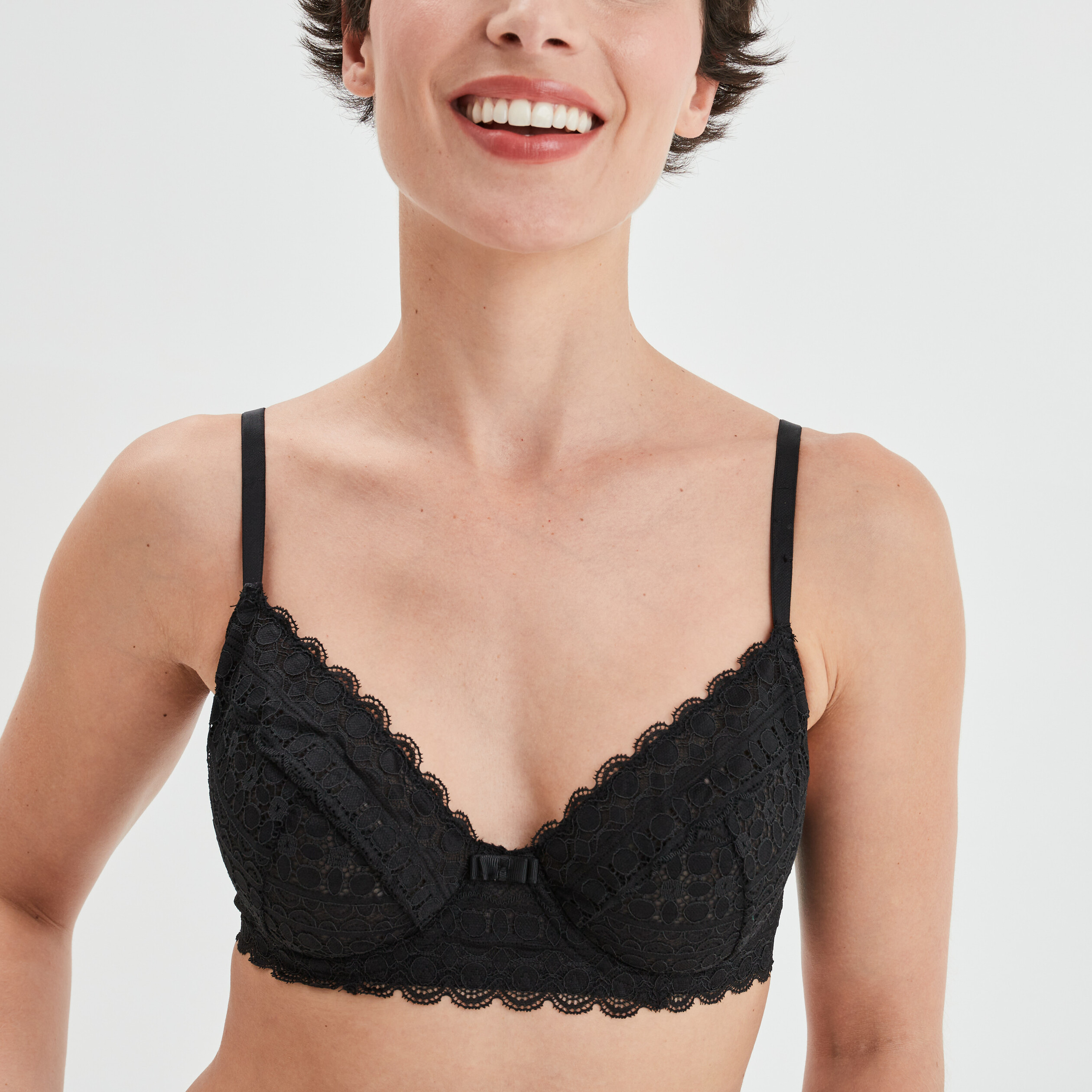 Soutien-gorge emboîtant en dentelle noir femme | La Halle