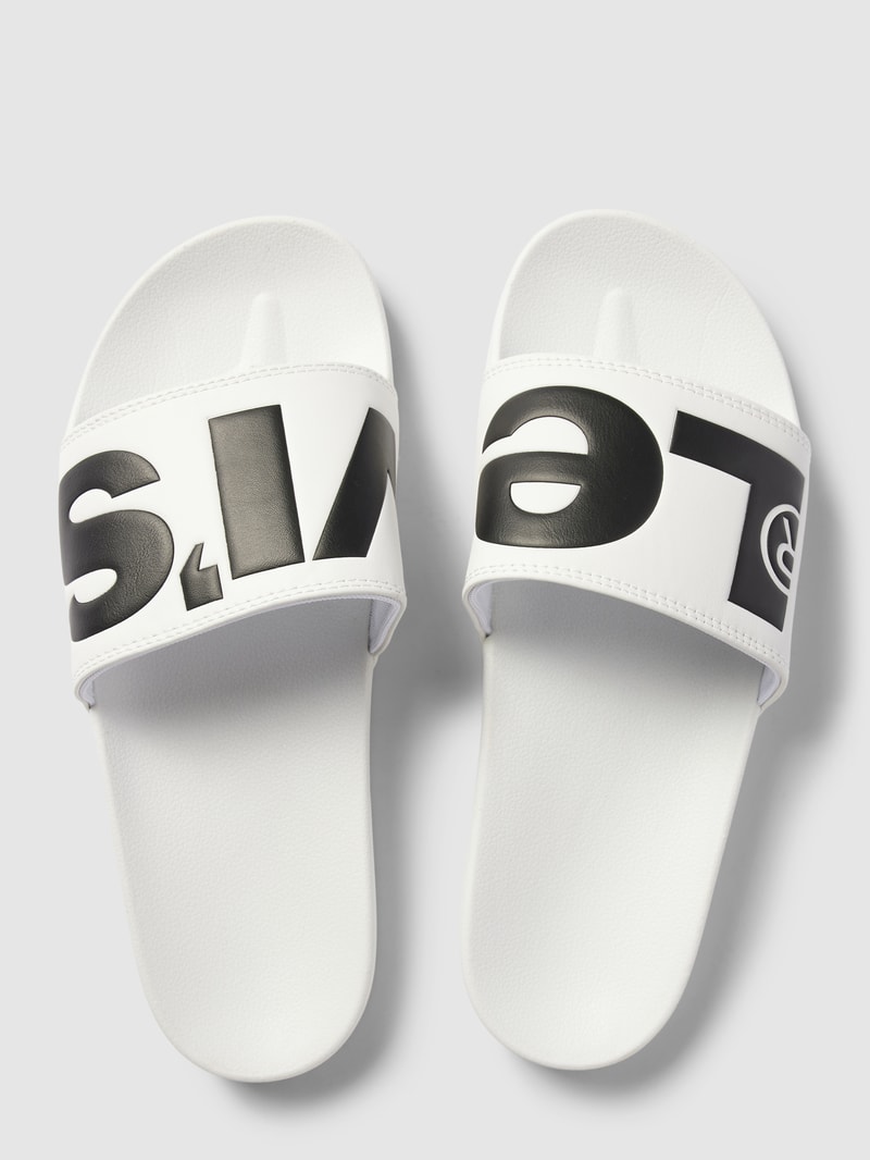 Slides mit Label-Print Modell 'JUNE' in weiß