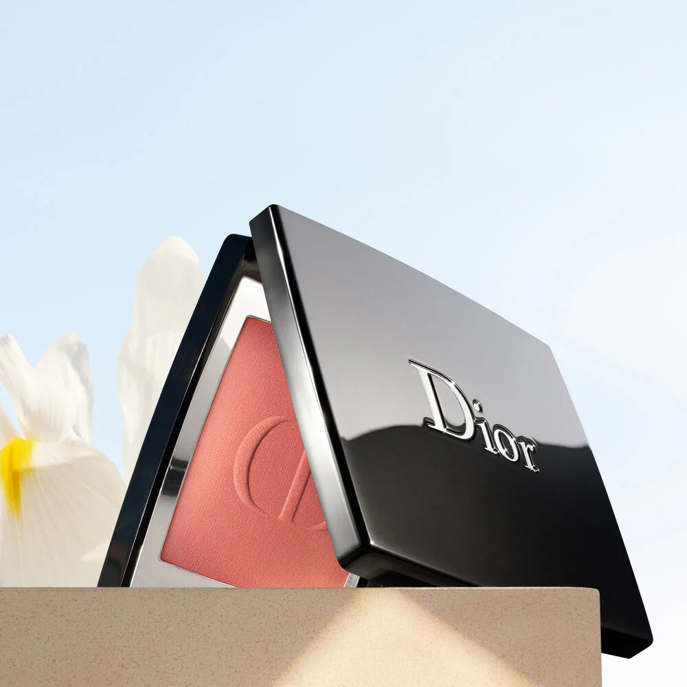 Blush Rouge Blush - kompakts vaigu sārtums