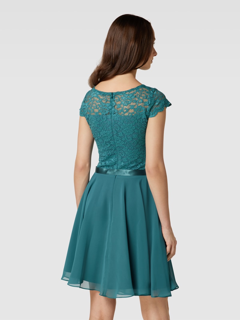 Cocktailkleid mit Spitzenbesatz in petrol