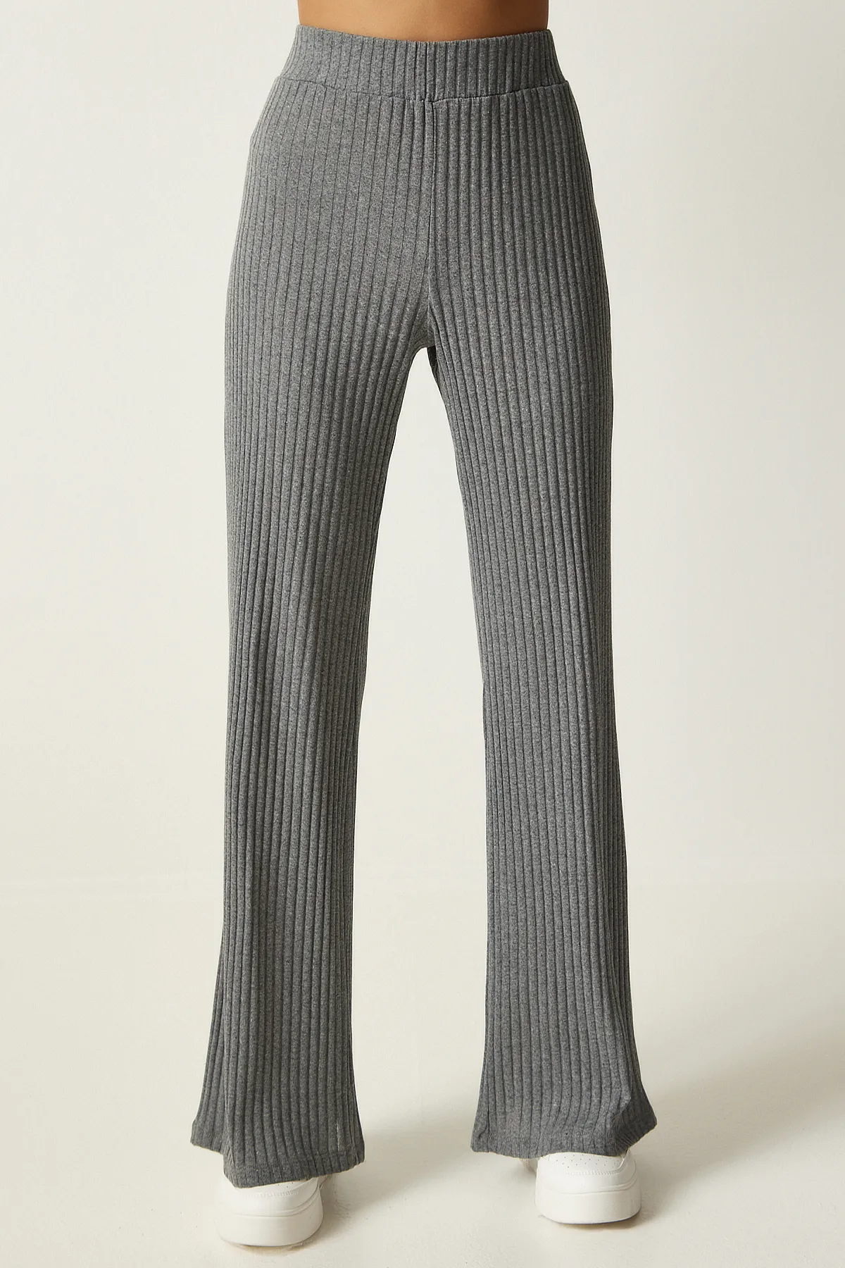 Happiness İstanbul  Set aus geräucherter Cord-Strickbluse und Hose für Damen OW00008