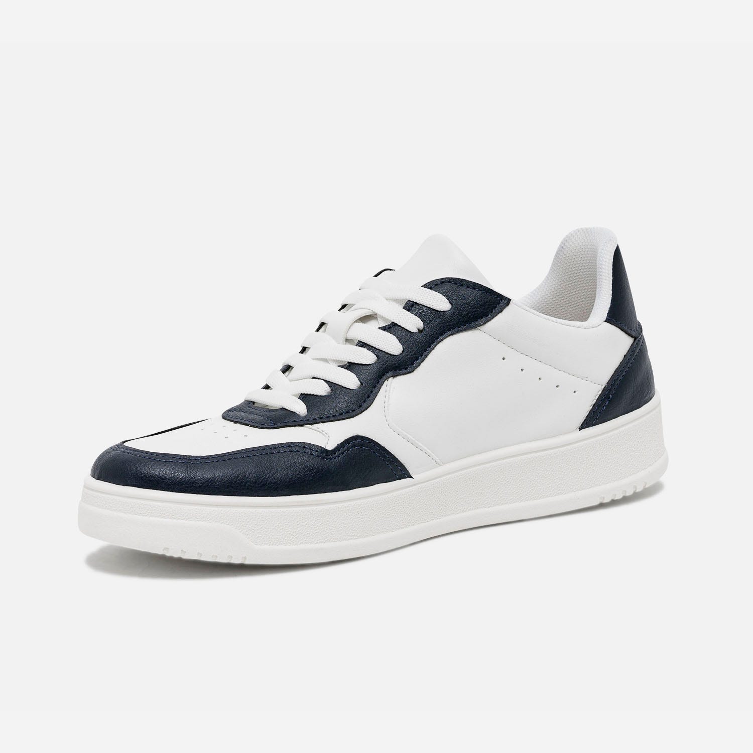 Tennis blanc et marine