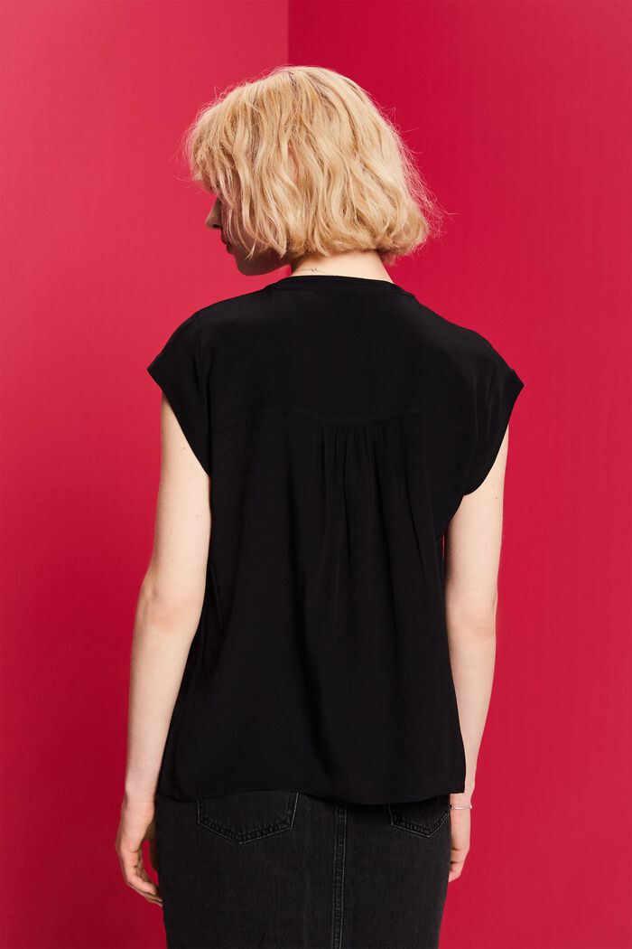 Bluse mit geknöpfter Front