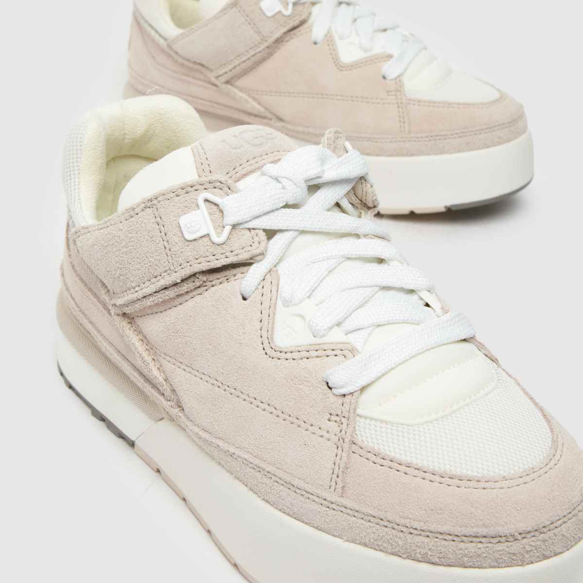 UGG Goldencush kerámia tornacipő